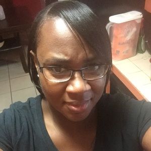 Meet your Posher, Keshia